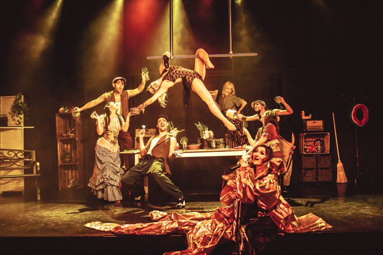 Havana spectacle cabaret nakité productions